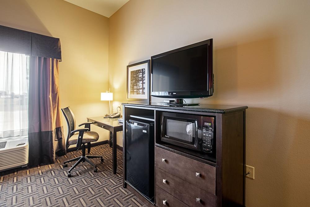 Sonesta Essential Minot Hotel Екстериор снимка