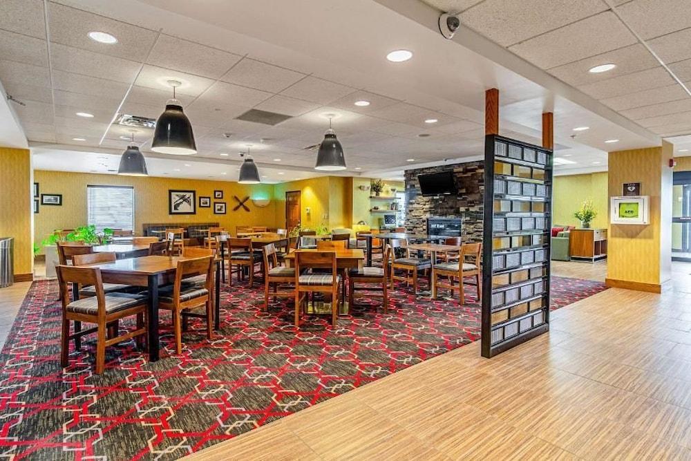 Sonesta Essential Minot Hotel Екстериор снимка