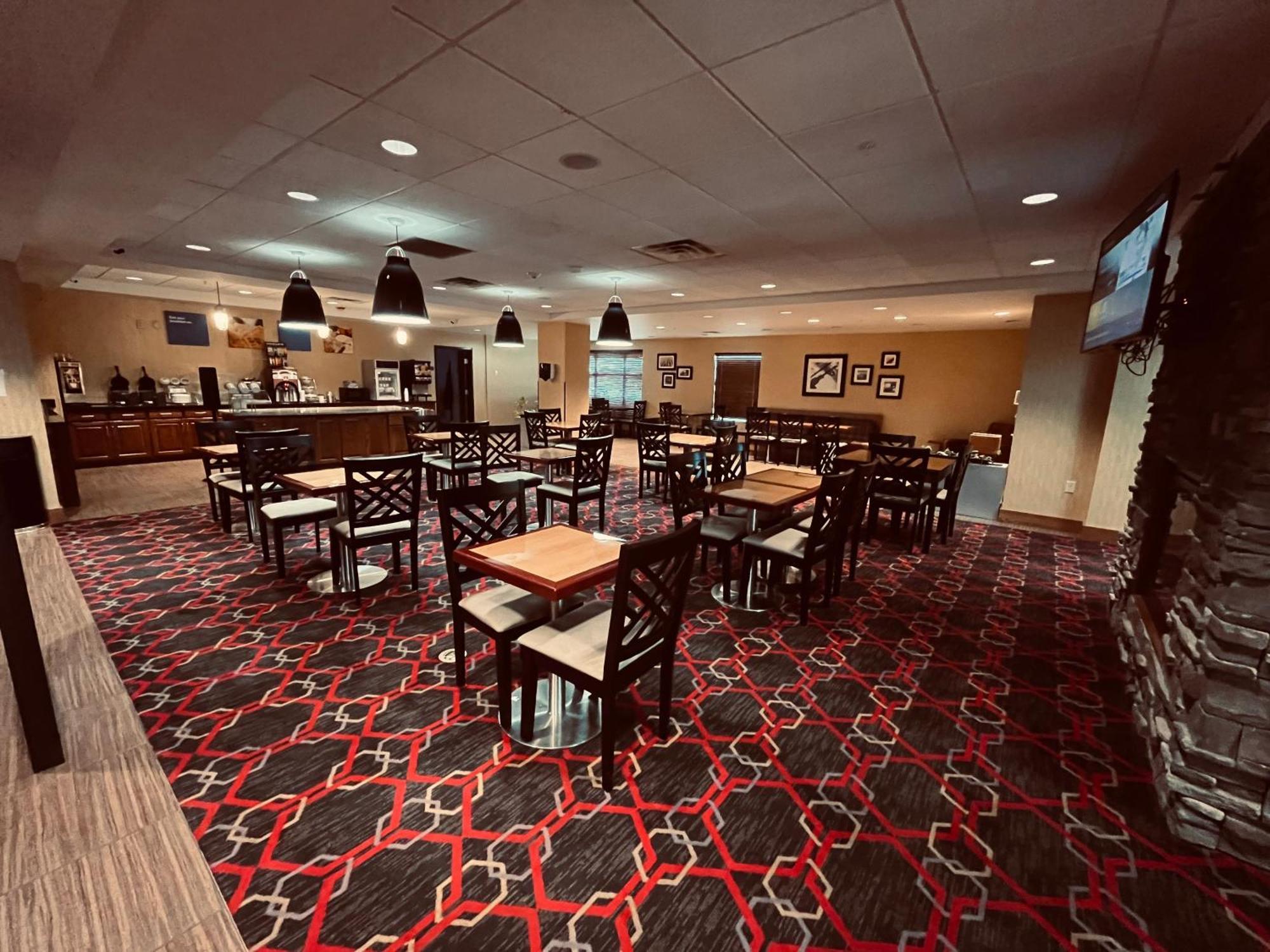 Sonesta Essential Minot Hotel Екстериор снимка